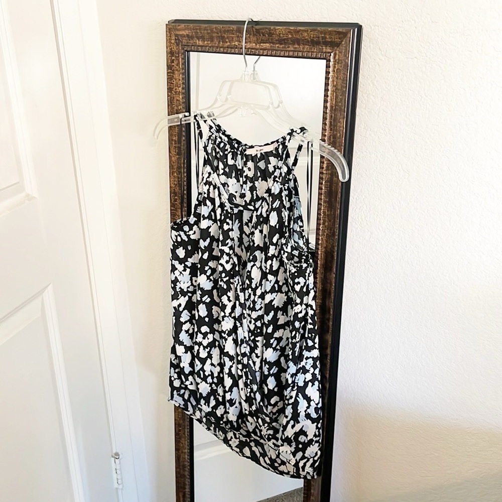Mi Ami printed cut out top